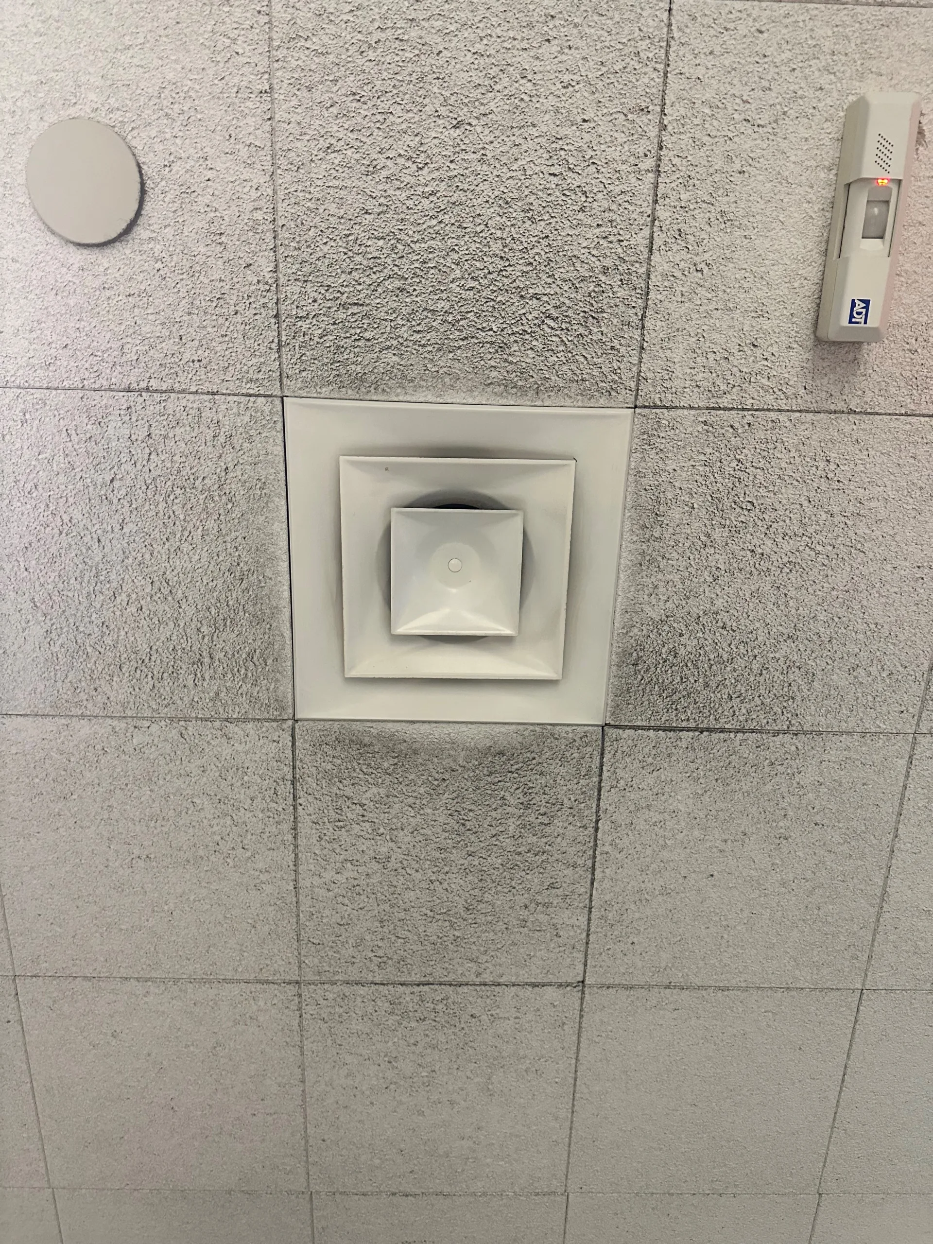 CLean vent but dirty celing tiles around