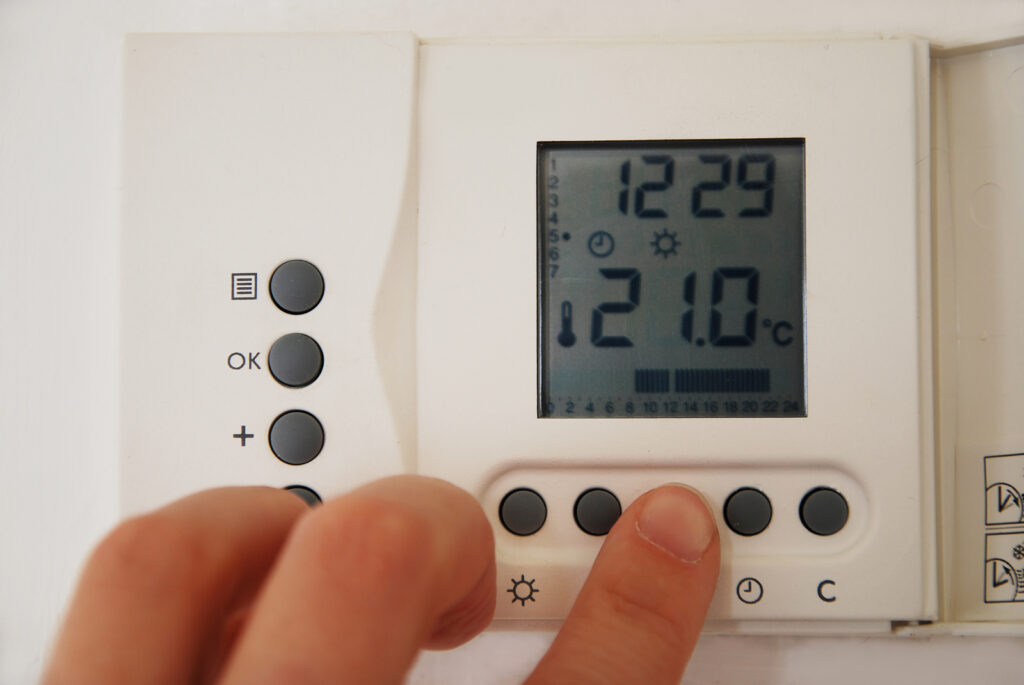 fan circulation on thermostat